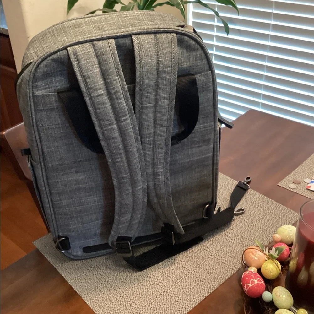 Gray Ricardo of Beverly Hills Men’s Travel Briefcase Backpack